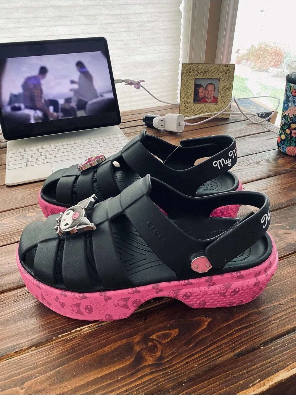 Crocs X Hello Kitty and Friends NEW My Melody and Kuromi Stomp Sandal Size 11